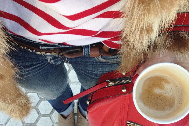 20150310_3-2_COFFEE-TIME_WITH_RED-STRIPES_AND_SUEDE-BOOTIES