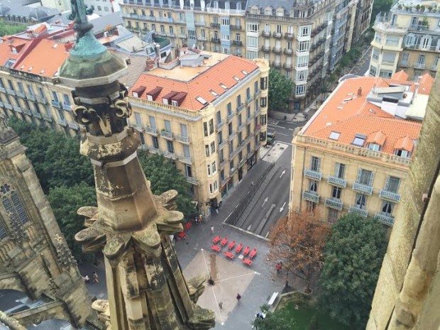 catedral elbuenpastor san sebastian sisters an the city