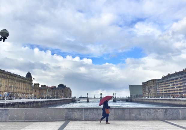 Donostia San Sebastián Sisters and the City