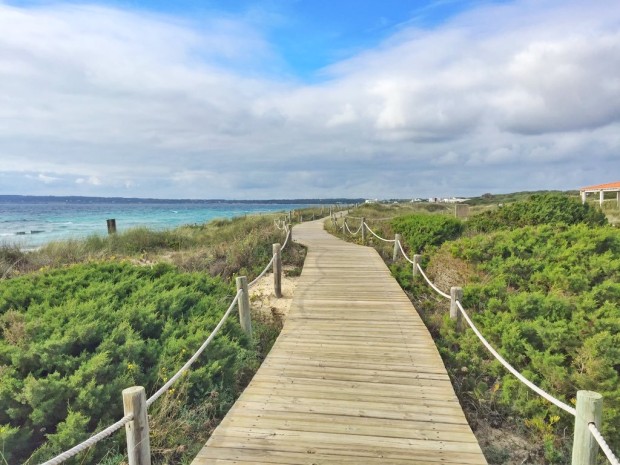 formentera sisters and the city