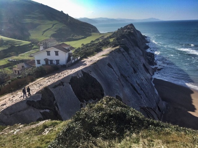 flysch zumaia playa itzurun