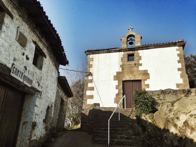 santababara zarautz paseo getaria