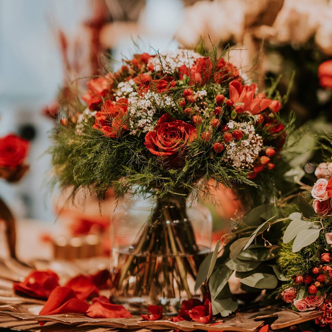 MÁS DE 12 PRECIOSAS FLORISTERÍAS EN DONOSTI Y ALREDEDORES Sisters and